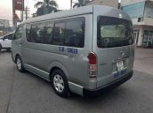 Bán Toyota Hiace sản xuất năm 2011, 16 chỗ, màu xanh ngọc