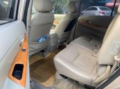 Bán nhanh chiếc Toyota Innova sản xuất năm 2011, giá mềm