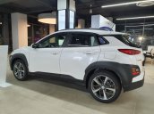 Hyundai Kona đặc biệt 2020 giảm 50% thuế trước bạ và 30tr tiền mặt kèm theo gói phụ kiện hấp dẫn, xe đủ màu giao ngay