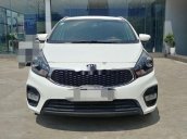 Bán Kia Rondo sản xuất 2017, màu trắng số sàn