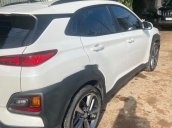 Bán Hyundai Kona năm 2019, màu trắng