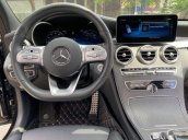 Cần bán lại xe Mercedes C class sản xuất năm 2019, màu đen còn mới