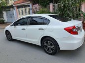 Cần bán gấp Honda Civic sản xuất năm 2013 còn mới