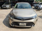 Toyota Camry E ghi vàng 2017, xe bảo dưỡng hãng đầy đủ