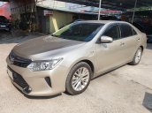 Toyota Camry E ghi vàng 2017, xe bảo dưỡng hãng đầy đủ