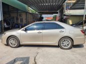 Toyota Camry E ghi vàng 2017, xe bảo dưỡng hãng đầy đủ