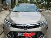 Bán Toyota Camry sản xuất năm 2015 còn mới