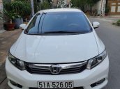 Cần bán gấp Honda Civic sản xuất năm 2013 còn mới