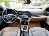 Cần bán Hyundai Elantra đời 2017, màu nâu còn mới, 554 triệu