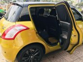 Cần bán xe Suzuki Swift 2017, màu vàng số tự động