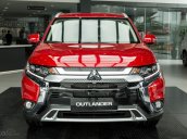 Mitsubishi Outlander giảm 100% phí trước bạ (trong tháng 11)