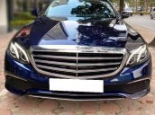 Cần bán xe Mercedes E200 năm sản xuất 2019, màu xanh lam 