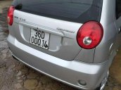 Cần bán Chevrolet Spark Van đời 2011 chính chủ, màu ghi