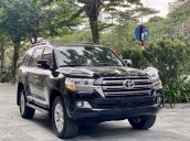 Bán nhanh Toyota LandCruiser VX 2016 xe đẹp như mới nguyên bản