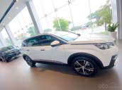 Cần bán Peugeot 5008 màu trắng, sx 2020, mới 100%