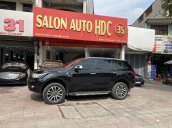 Bán xe Ford Everest 2.0 Bi-turbo 2WD Titanium sản xuất cuối 2019, đi chuẩn 10.000 km, sơn zin cả xe cực mới