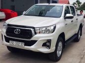 Bán xe Toyota Hilux sản xuất năm 2020, màu trắng, nhập khẩu 