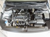 Bán xe Hyundai Accent 1.4AT xe màu bạc, xe đẹp, trả góp chỉ 157 triệu