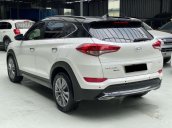 Cần bán xe Hyundai Tucson năm sản xuất 2018, màu trắng còn mới, 845 triệu