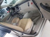 Cần bán xe Toyota Innova sản xuất năm 2016, xe còn mới giá ưu đãi