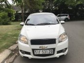 Cần bán xe Chevrolet Aveo màu trắng đời 2015, 70.000km, 240 triệu đồng