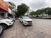 Bán xe Kia Sedona bản full máy dầu 2.2, sản xuất cuối 2018 đăng ký 2019, màu trắng, đi chuẩn 24.000km