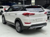 Bán xe Hyundai Tucson AT 2.2 2018 máy dầu đặc biệt biển Sài Gòn