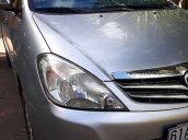 Cần bán gấp Toyota Innova năm sản xuất 2009, màu bạc còn mới, giá tốt