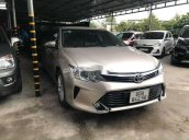 Bán Toyota Camry năm 2017, giá chỉ 818 triệu