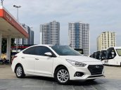 Cần bán lại xe Hyundai Accent đời 2019, màu trắng chính chủ