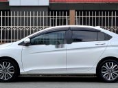 Bán Honda City năm 2018, màu trắng chính chủ, giá tốt