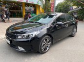 Cần bán gấp Kia Cerato sản xuất năm 2017, màu đen chính chủ