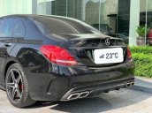 Cần bán xe Mercedes C250 - AMG 2015 màu đen