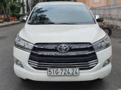 Cần bán Toyota Innova E 2018, mới 90%