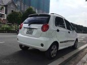 Cần bán Chevrolet Spark sản xuất năm 2009, màu trắng, nhập khẩu nguyên chiếc