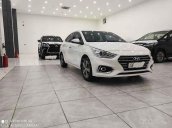 Bán Hyundai Accent năm 2018, màu trắng, xe chính chủ giá thấp