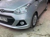 Bán Hyundai Grand i10 năm 2015, màu bạc