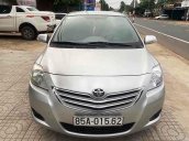 Cần bán gấp Toyota Vios 1.5E năm 2009, màu bạc