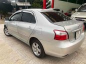 Cần bán gấp Toyota Vios 1.5E năm 2009, màu bạc