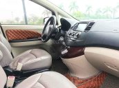 Cần bán gấp Mitsubishi Grandis Sport sản xuất 2009, màu bạc giá cạnh tranh