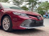 Cần bán Toyota Camry 2.5Q 2019 màu đỏ cực hot