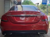 Bán Mercedes C300 năm 2019, màu đỏ còn mới