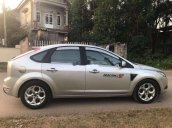 Cần bán xe Ford Focus sản xuất 2010, màu bạc chính chủ, 263 triệu