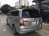 Cần bán xe Toyota Innova sản xuất 2016, màu bạc còn mới