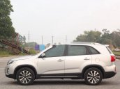 Bán ô tô Kia Sorento sản xuất 2016, màu trắng, 699tr