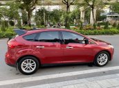 Bán Ford Focus sản xuất 2018, màu đỏ còn mới
