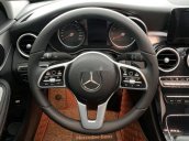 Bán Mercedes C180 đời 2020, màu đỏ chính chủ