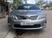 Bán xe Toyota Corolla Altis năm 2011, màu bạc còn mới, giá tốt