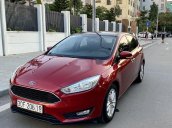 Bán Ford Focus sản xuất 2018, màu đỏ còn mới