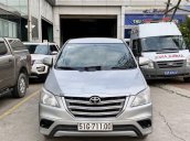 Cần bán gấp Toyota Innova 2.0E sản xuất năm 2016, màu bạc chính chủ, giá 485tr